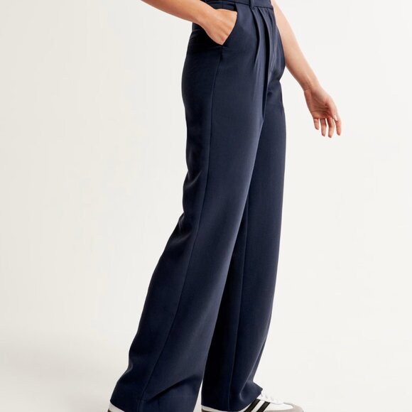 excellent A&F Sloane Tailored Wide Leg Pant / navy / 27 short - Picture 12 of 12